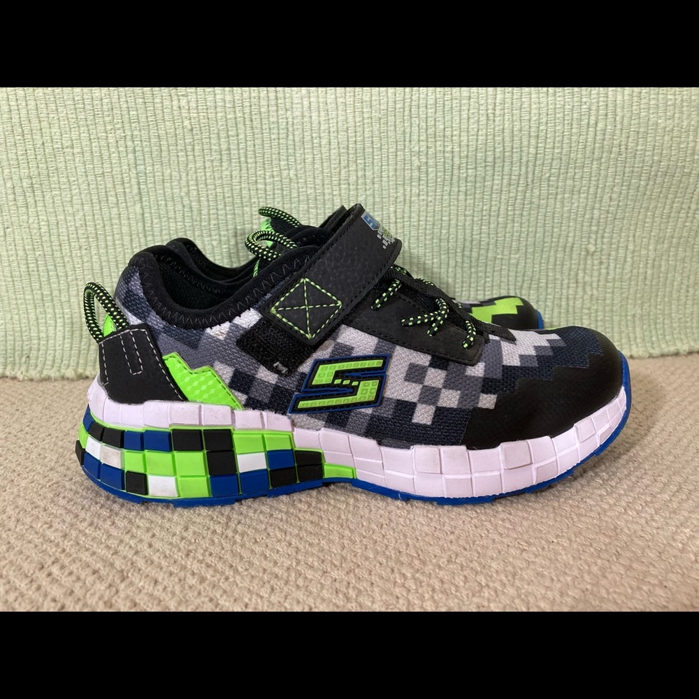Skechers LittleKids MEGA-CRAFT Multicolor: Black/Blue/White/Lime Sneakers Size 3